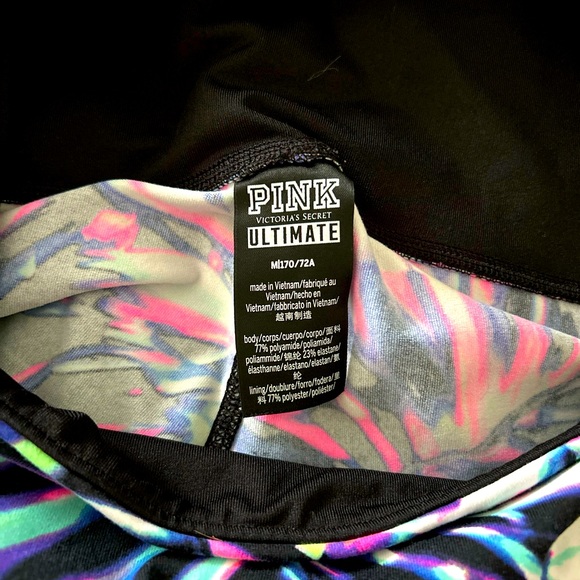 Victoria Secret Ultimate Leggings Size Medium - Picture 4 of 4
